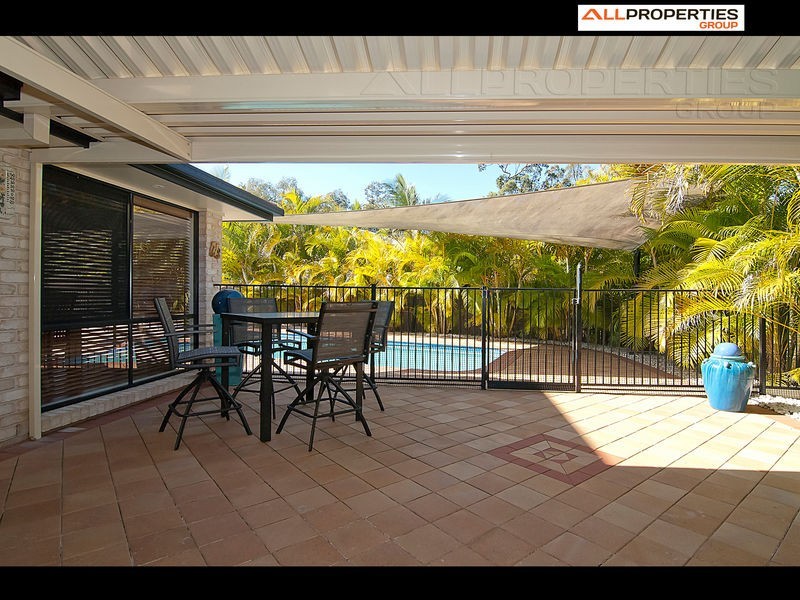 4 Camberwell Place, Forest Lake QLD 4078