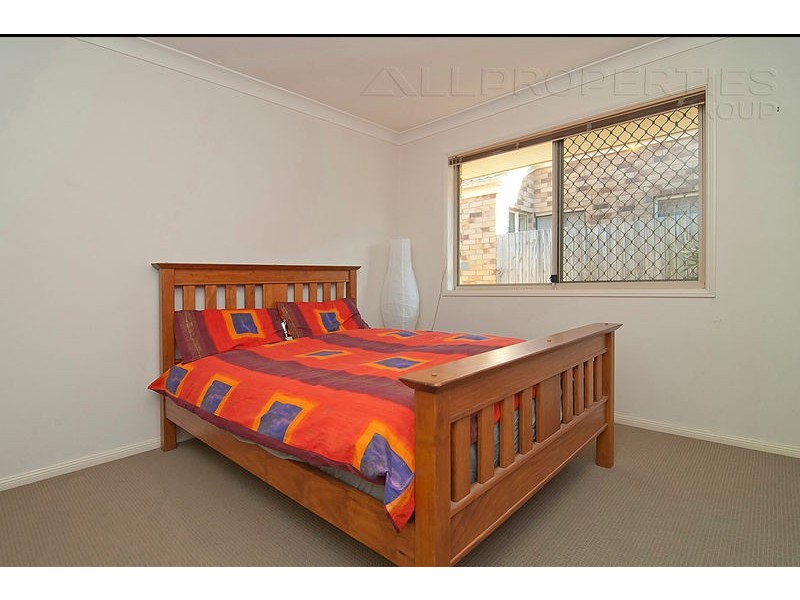 21 Acorn Circuit, Forest Lake QLD 4078