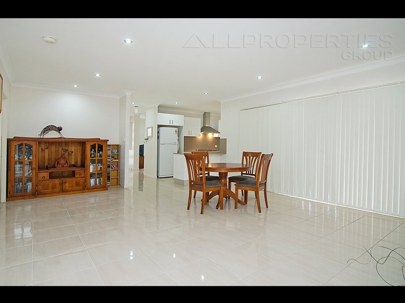 23 Wildwood Crescent, Jimboomba QLD 4280