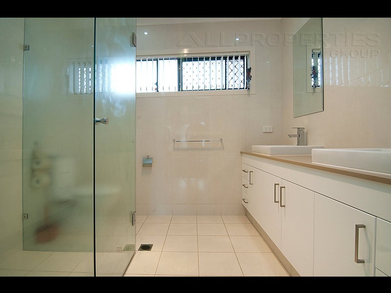 23 Wildwood Crescent, Jimboomba QLD 4280