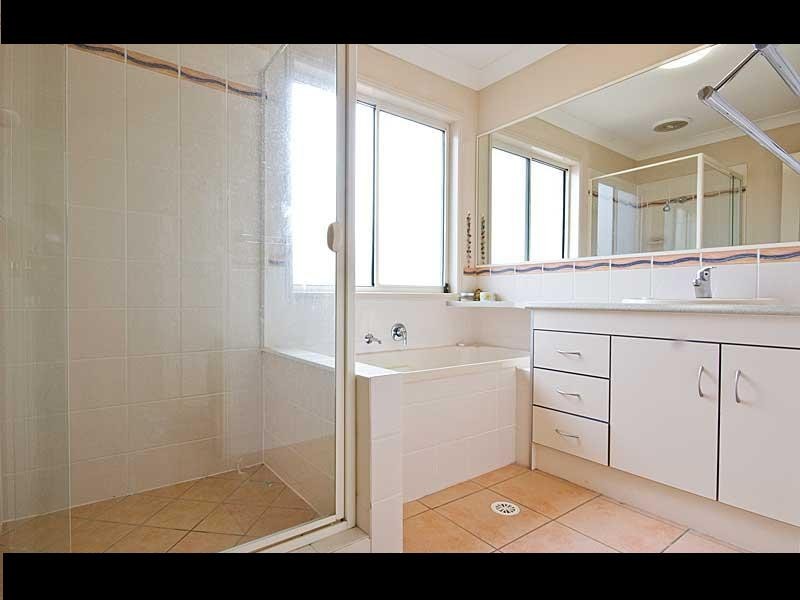59 Snowy River Circuit, Forest Lake QLD 4078