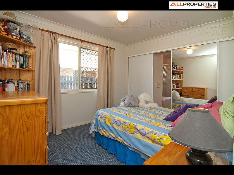 65 Lakeside Crescent, Forest Lake QLD 4078
