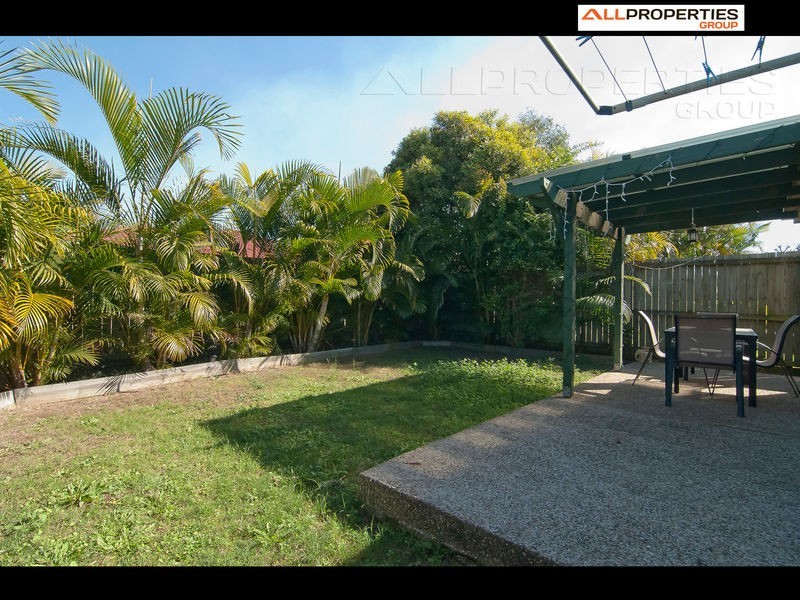 65 Lakeside Crescent, Forest Lake QLD 4078