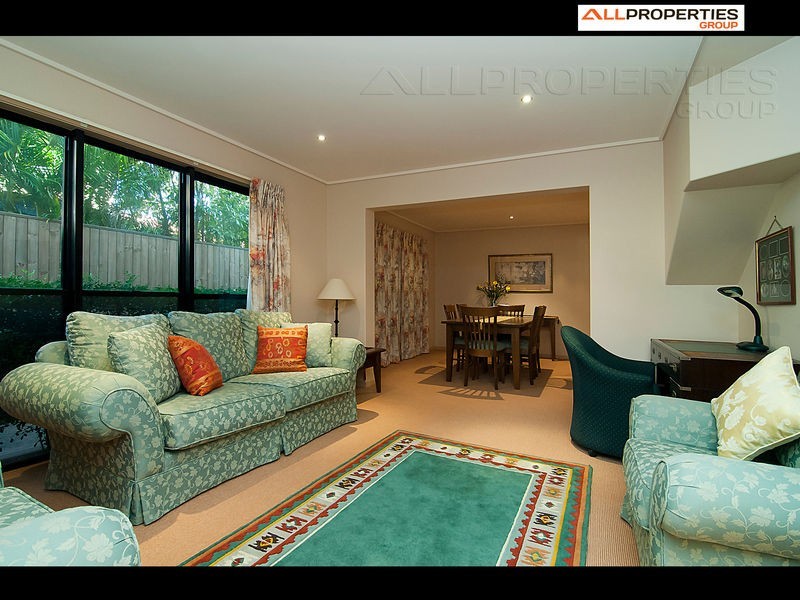 20 Alexandrina Circuit, Forest Lake QLD 4078