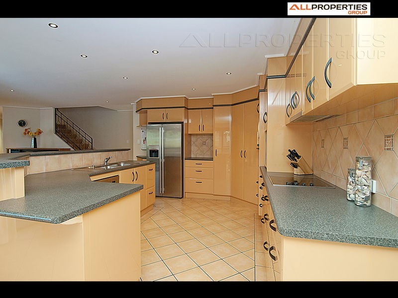 20 Alexandrina Circuit, Forest Lake QLD 4078