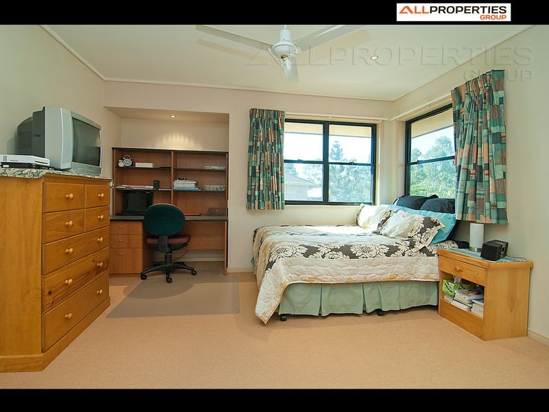 20 Alexandrina Circuit, Forest Lake QLD 4078