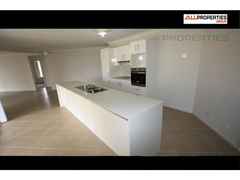 42 Tulip Street, Yamanto QLD 4305