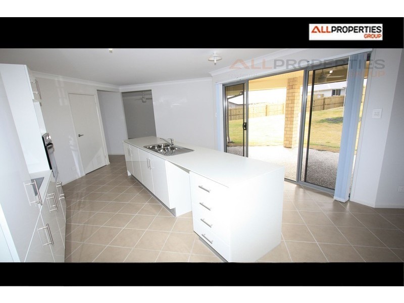 42 Tulip Street, Yamanto QLD 4305