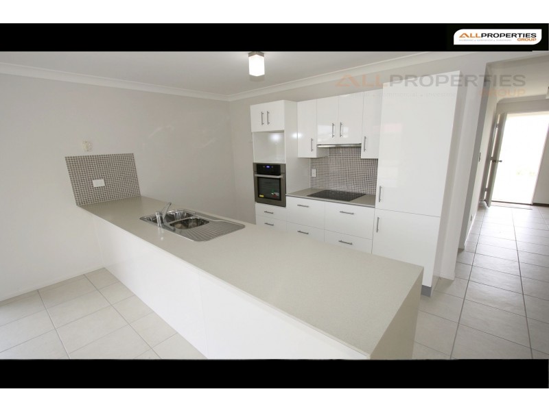 19 Goddards Road, Yamanto QLD 4305