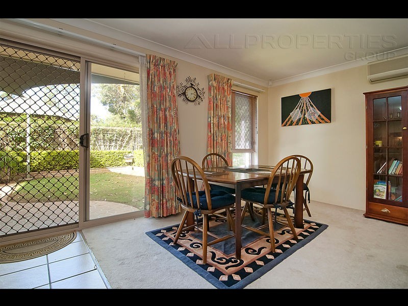 8 Clarendon Circuit, Forest Lake QLD 4078