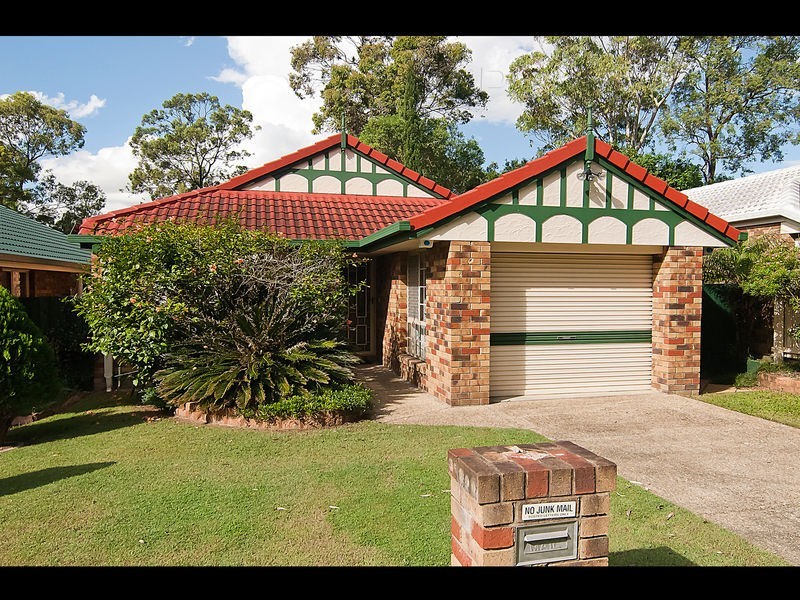8 Clarendon Circuit, Forest Lake QLD 4078