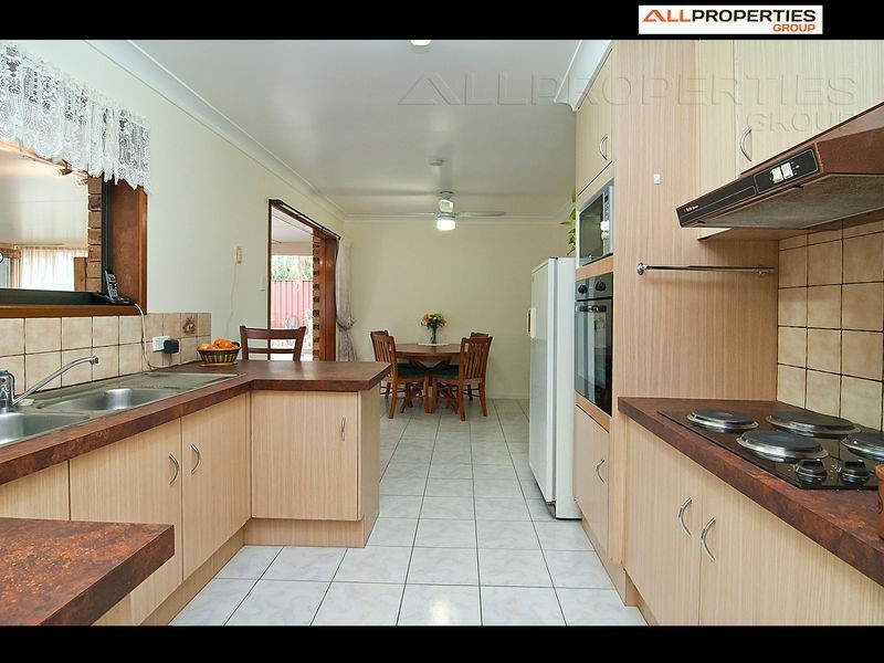 183 Mount Warren Bvld, Mount Warren Park QLD 4207