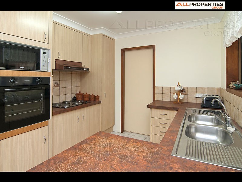 183 Mount Warren Bvld, Mount Warren Park QLD 4207