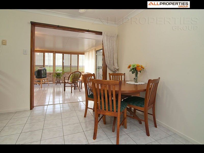 183 Mount Warren Bvld, Mount Warren Park QLD 4207
