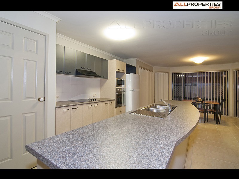 166  Macquarie Way, Drewvale QLD 4116