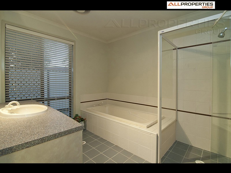 166  Macquarie Way, Drewvale QLD 4116