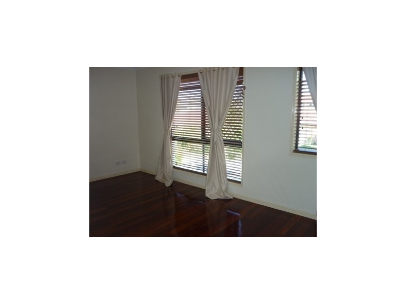 8 Edith Street, Forest Lake QLD 4078