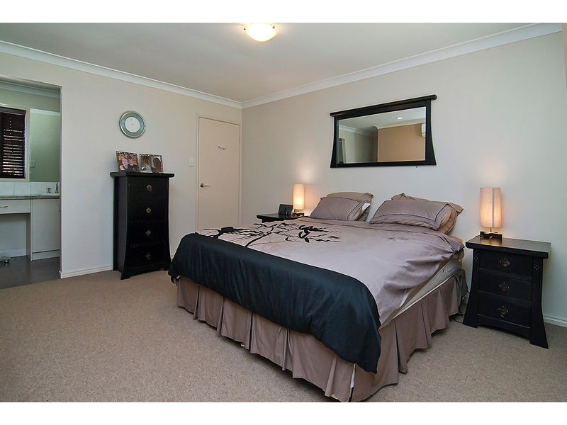 10 Gilberton Crescent, Forest Lake QLD 4078