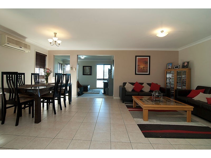 10 Gilberton Crescent, Forest Lake QLD 4078