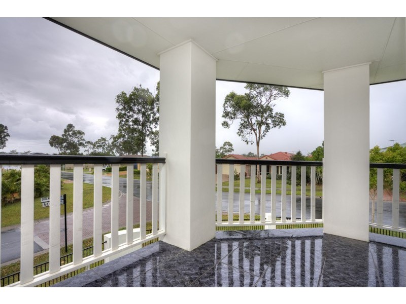 2 Dulwich Pl, Forest Lake QLD 4078