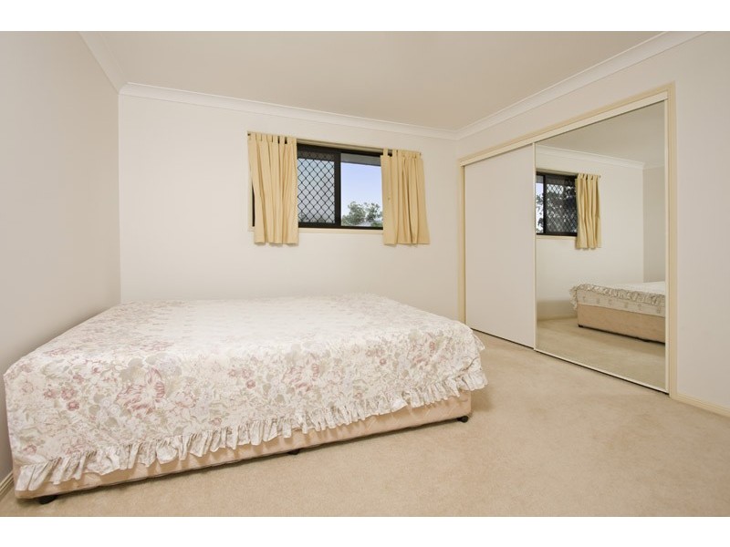 2 Dulwich Pl, Forest Lake QLD 4078