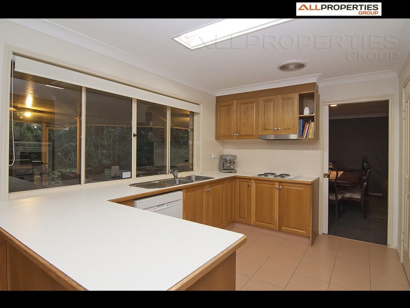 5 Aspen Cres, Parkinson QLD 4115
