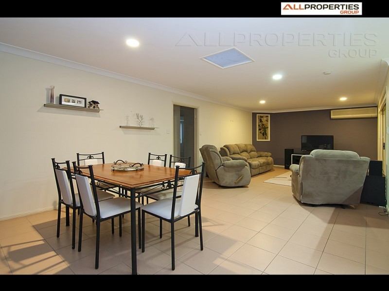 5 Aspen Cres, Parkinson QLD 4115