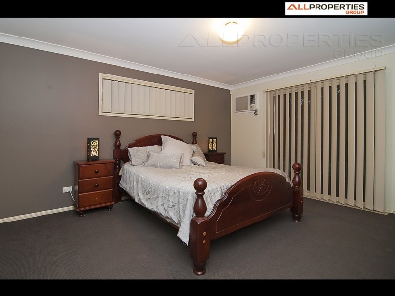 5 Aspen Cres, Parkinson QLD 4115