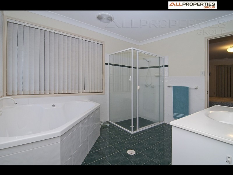 5 Aspen Cres, Parkinson QLD 4115