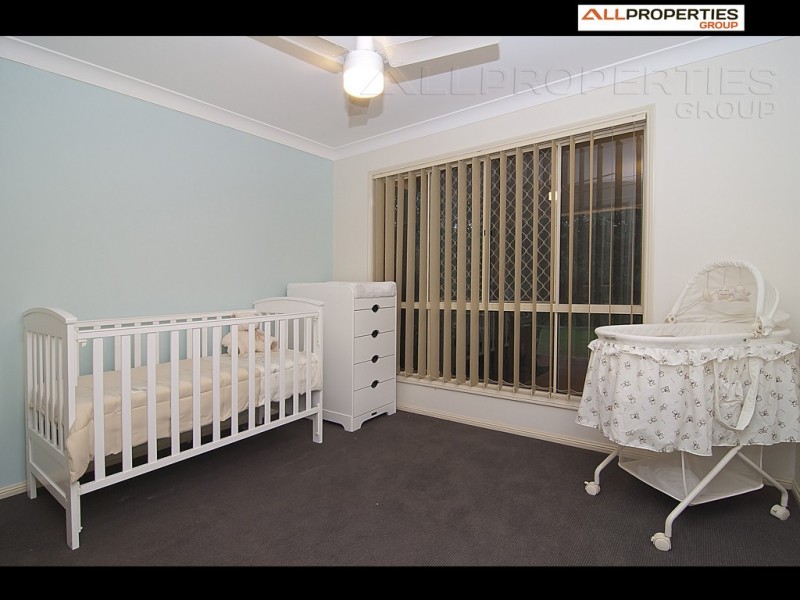 5 Aspen Cres, Parkinson QLD 4115