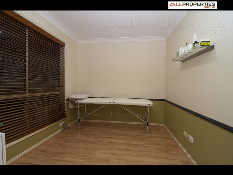 5 Aspen Cres, Parkinson QLD 4115