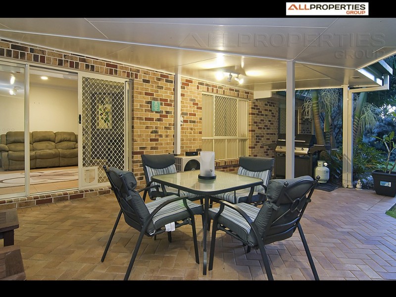 5 Aspen Cres, Parkinson QLD 4115