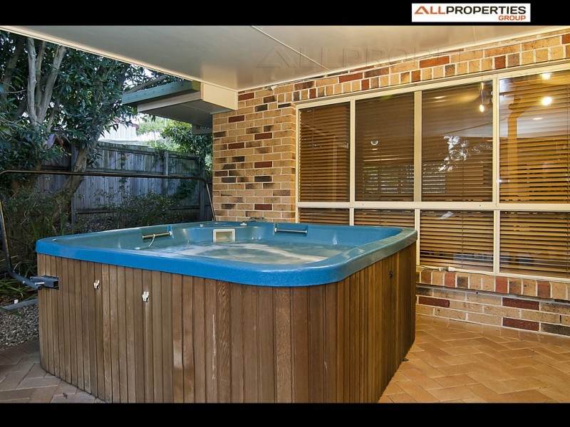5 Aspen Cres, Parkinson QLD 4115