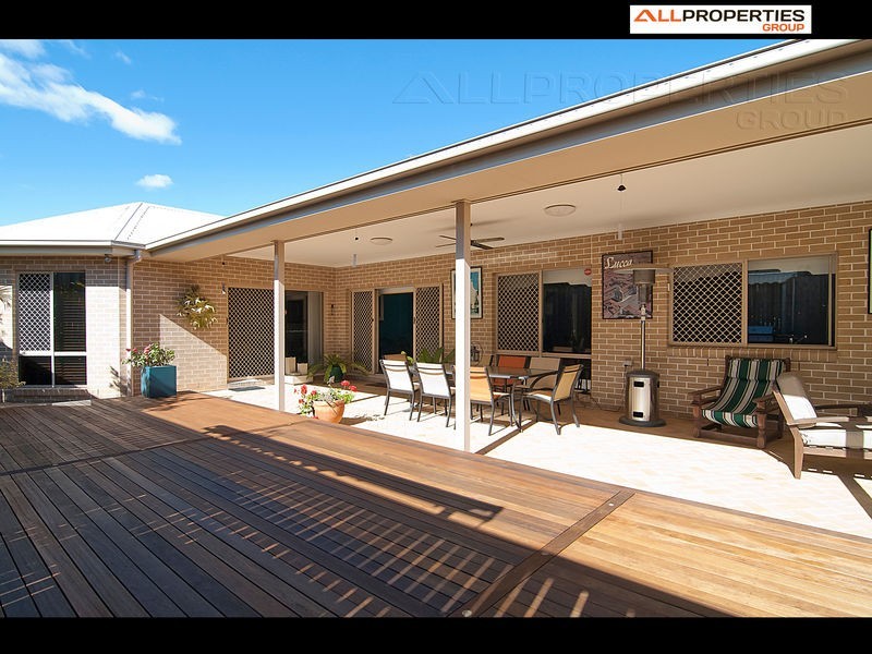 18 Vaucluse Street, Forest Lake QLD 4078