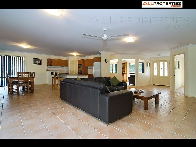 19 Boyd Ct, Forestdale QLD 4118