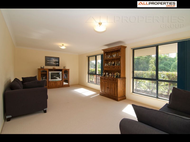 19 Boyd Ct, Forestdale QLD 4118