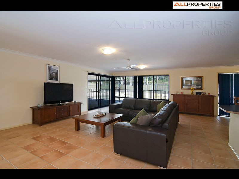 19 Boyd Ct, Forestdale QLD 4118