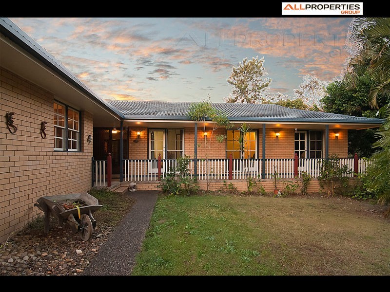 2 LIANA CT, Regents Park QLD 4118