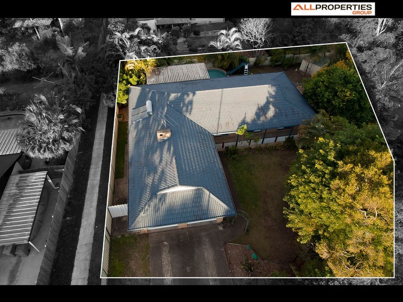 2 LIANA CT, Regents Park QLD 4118