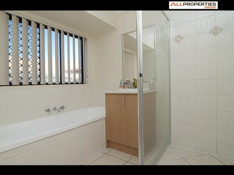 3 Sunview Road, Springfield QLD 4300