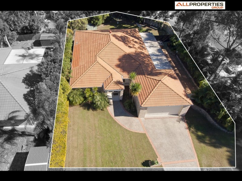 4 Winnecke Cl, Forest Lake QLD 4078