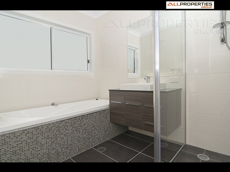 17 Doulton St, Calamvale QLD 4116