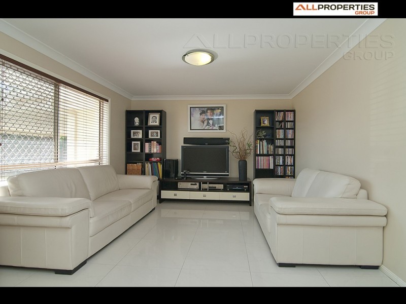 25  Bannister Place, Forest Lake QLD 4078