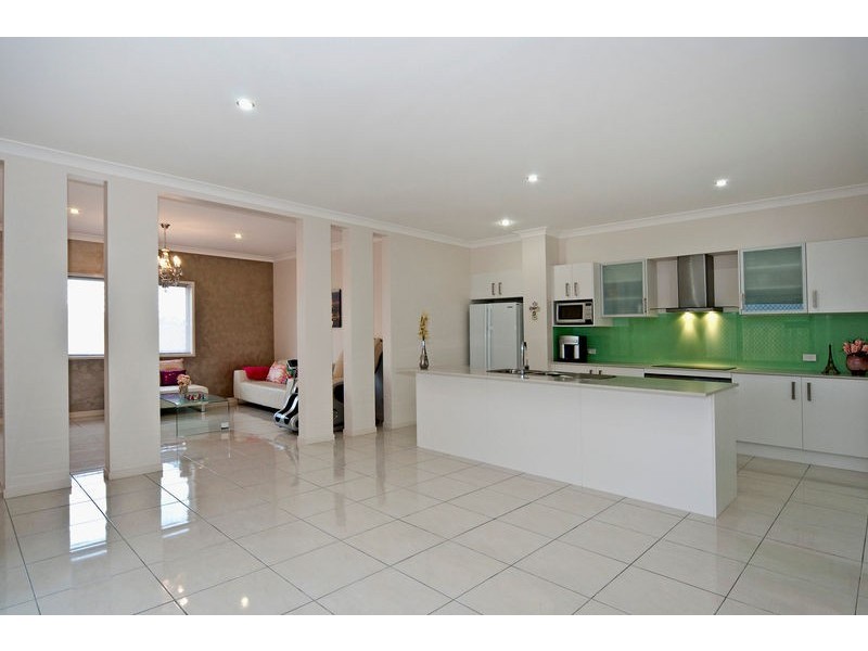 13 Lilly Pilly St, Heathwood QLD 4110