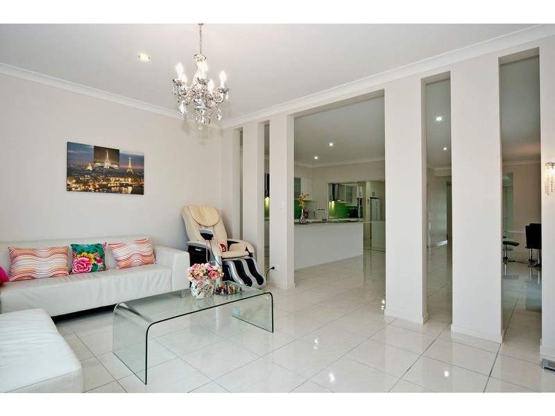 13 Lilly Pilly St, Heathwood QLD 4110