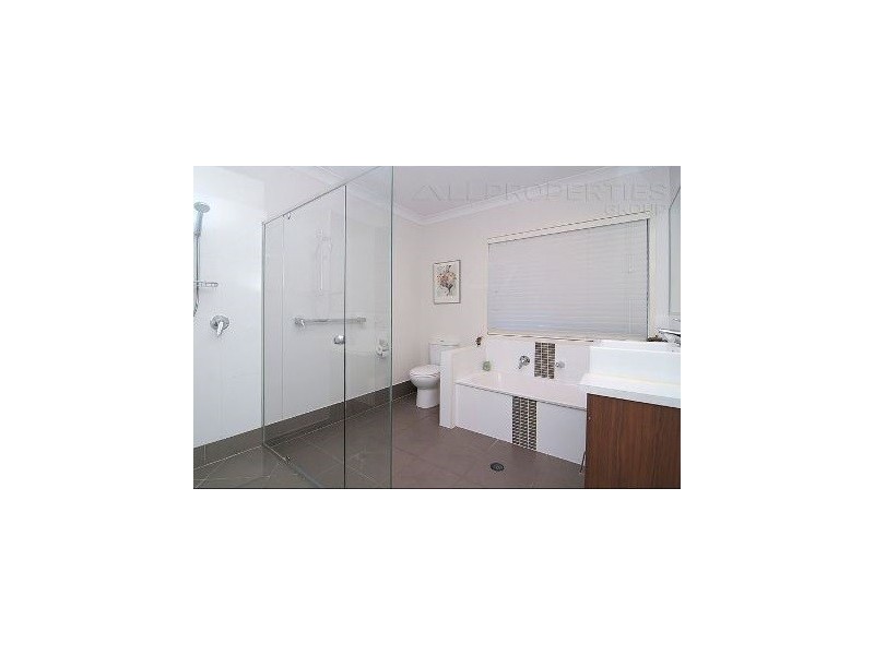 3 Snowy River Circuit, Forest Lake QLD 4078