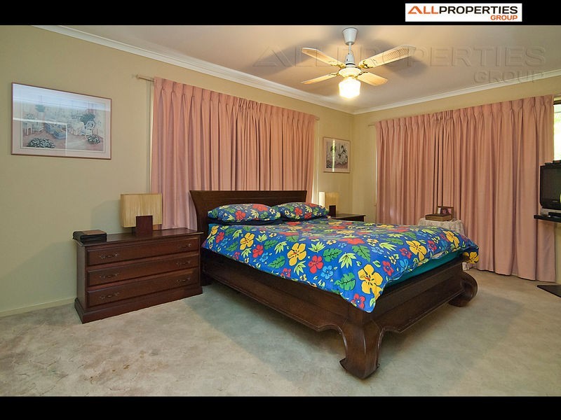 132 Abbey St, Forestdale QLD 4118