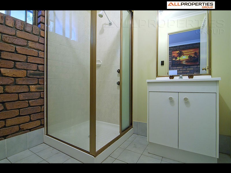 132 Abbey St, Forestdale QLD 4118