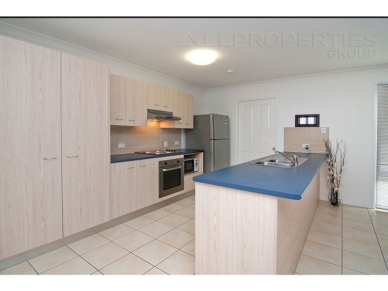17 Budawang St, Parkinson QLD 4115