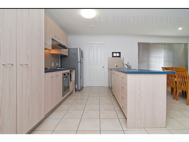 17 Budawang St, Parkinson QLD 4115
